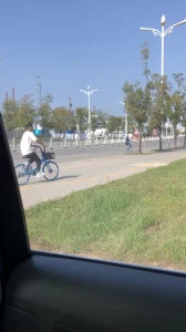 户外车上狂操女同事